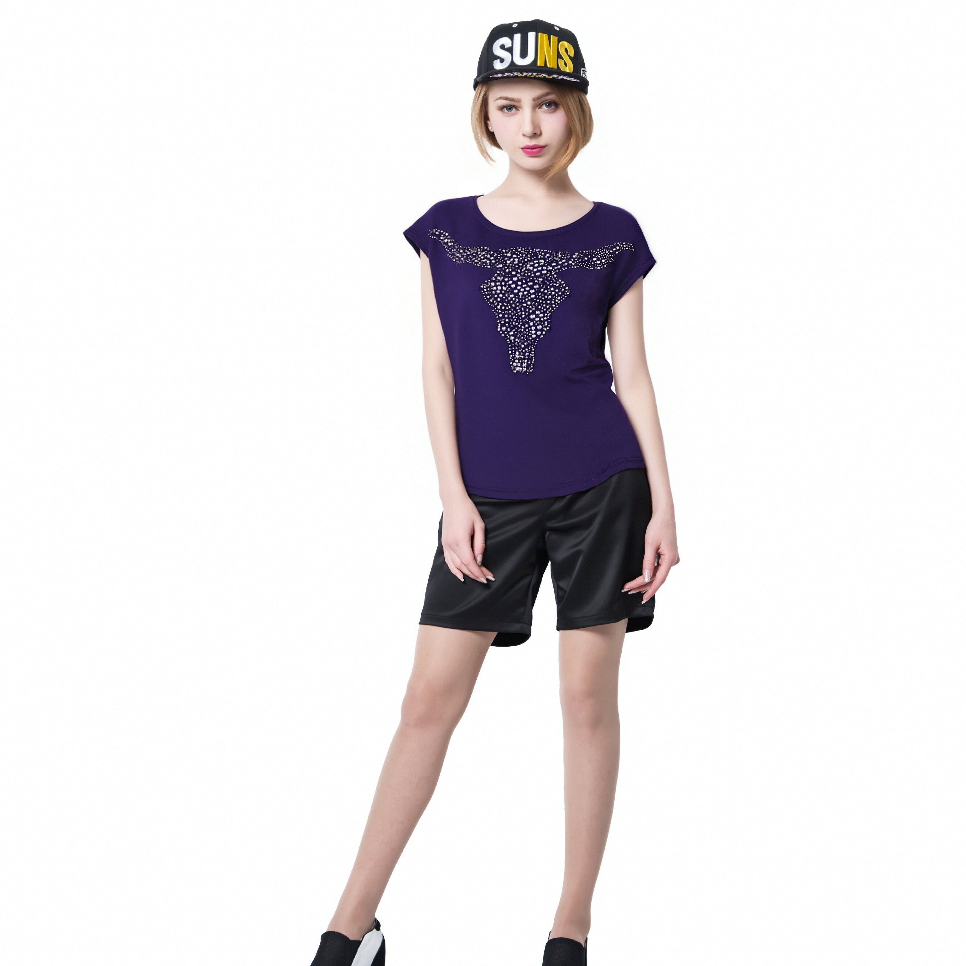 Rhinestone Bull Print T-Shirt | Chic Casual Cotton Top